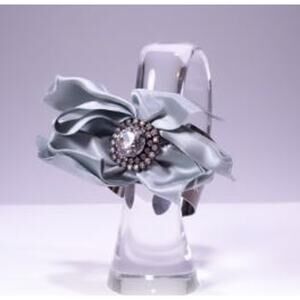 Neiman Marcus Lee Angel Bow Crystal Antique Silver Vintage Cuff Bracelet NWT 560